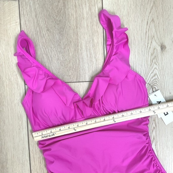 DKNY Womens Ruffled One Piece Swimsuit Adjustable Straps Medium NWT - Picture 12 of 13